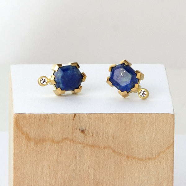 karin jacobson jewelry chilean lapis hexagon stud earrings in fair mined 18k yellow gold with diamonds