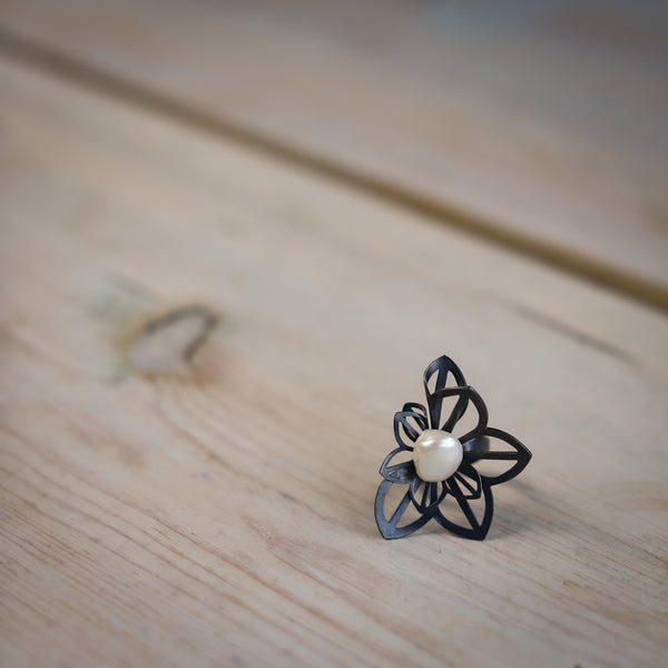 anise origami ring with pearl