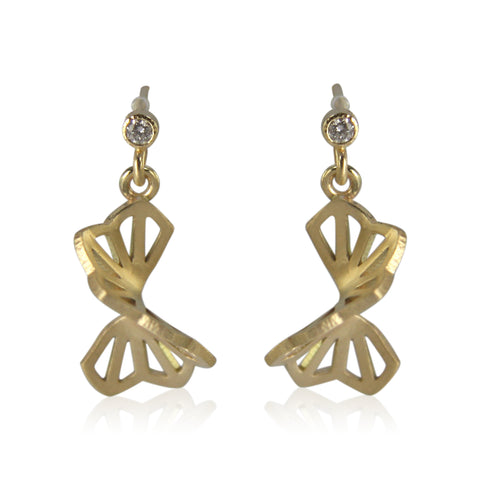 petite hyacinth fold earrings in 18k gold with diamonds